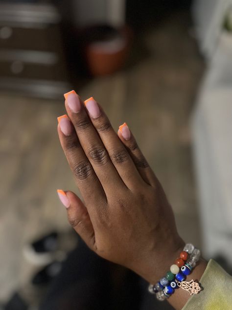 Orange French tips on dark brown skin, black women nails, black girl glow Nails On Brown Skin Black Women, Black Women Nails, Orange French Tips, Orange Tips, Short Gel Nails, Nails Black, French Tips, Brown Nails, Orange Nails