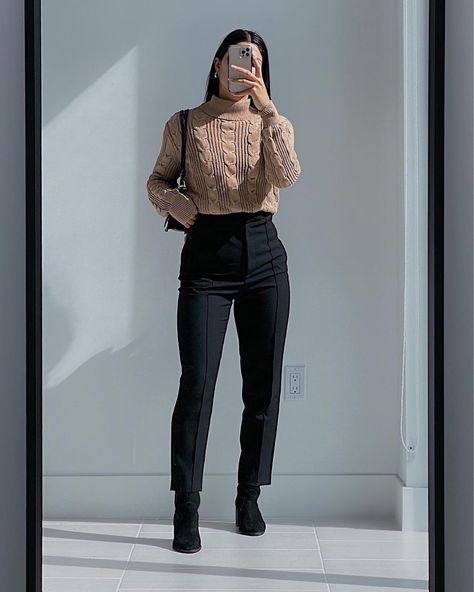 Mock-Neck Cable Sweater curated on LTK Look Working Girl, Fashionable Work Outfit, Cute Work Outfits, Office Casual Outfit, Professional Outfits Women, Business Outfits Women, Stylish Work Attire, Business Casual Outfits For Work, Classy Work Outfits