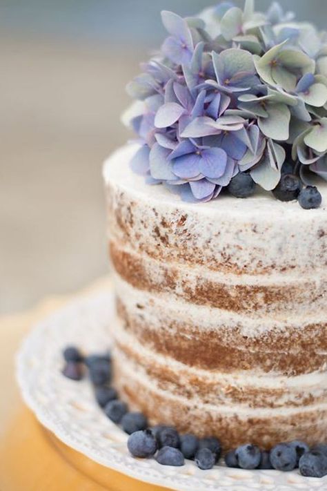 9 Surprising Takes on the ‘Something Blue’ Tradition #purewow #decor #home #wedding Something Blue Ideas, Nude Cake, Hydrangea Cake, Cake Simple, Torte Cupcake, Naked Cakes, Simple Wedding Cake, Cake Bars