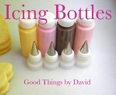 Icing Bottles Icing Consistency, Piping Ideas, Diy Icing, Royal Icing Piping, Royal Icing Decorated Cookies, Christmas Cookie Swap, Decorating Icing, Cake Decorating For Beginners, How To Make Frosting