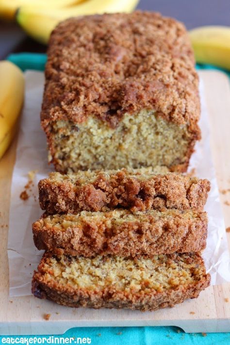 Eat Cake For Dinner: Banana Bread with Crunchy Streusel Topping Strudel Topping, Chocolate Pumpkin Bread, Moist Banana Bread, Pumpkin Cream Cheeses, Best Banana Bread, Banana Nut Bread, Streusel Topping, Sweet Bread, Pumpkin Cream