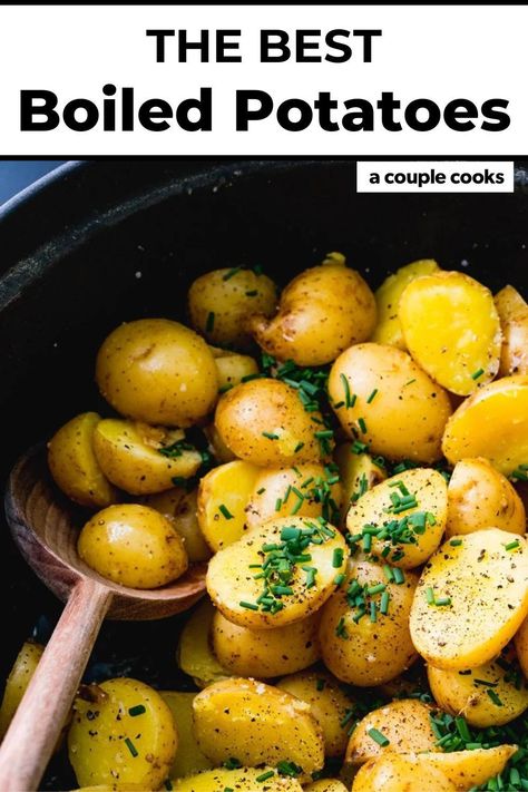 These boiled potatoes are buttery and delicious! Here’s how to boil potatoes with the best creamy texture and salty, herby flavor. Boiled Potato Recipes, How To Boil Potatoes, Roasted Smashed Potatoes, French Potato Salad, Boil Potatoes, Winter Salad Recipes, A Couple Cooks, Salad Dressing Recipes Healthy, Vegan Mashed Potatoes