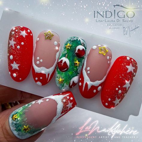 Fun Christmas Nails, Winter Nails 2023, Winter Nail Art Ideas, Nails 2023 Trends, Nail Art Noel, Clarksville Tennessee, Romantic Nails, Cute Christmas Nails, Christmas Gel Nails