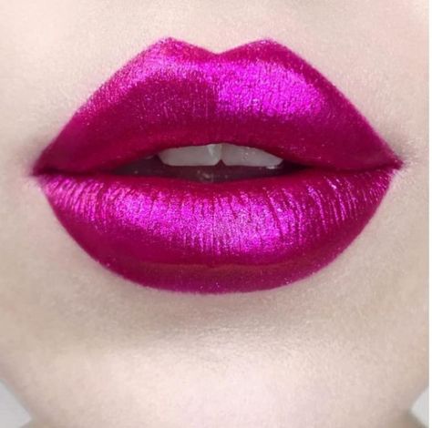 Crazy Lipstick, Pretty Lips, Angel Manga, Lipstick Print, Lip Art Makeup, Hot Pink Lips, Metallic Lips, Retro Makeup, Beautiful Lipstick