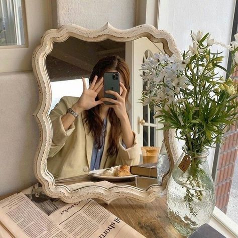 Faceless Ulzzang, Coffee Tiramisu, Girl Faceless, Gf Material, Korean Picture, Japanese Lifestyle, Korean Japanese, Clothes Korean Style, Korean Ulzzang