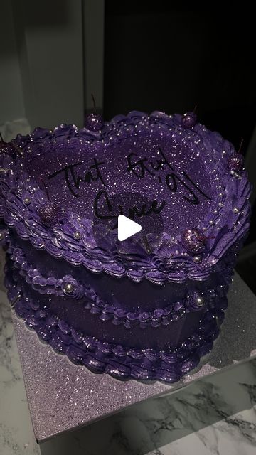 Purple Glitter Cake, Purple Vintage Cake, Purple Heart Cake, Vintage Heart Cake, Purple Cakes, Mini Cakes Birthday, Heart Shaped Cakes, Purple Vintage, Cake Trends