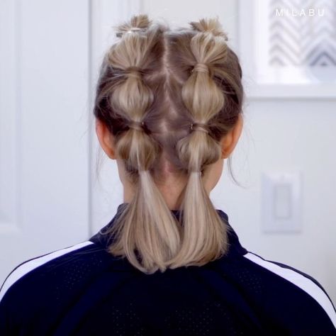 🎥 video. Milabu Hairstyles on Instagram: “Super cute & easy hairstyle for the gym/workout: faux boxer bubble braids.  Yes, I am a professional at basketball 😅🤪😂 Music: “If I Follow…” Athletic Hairstyles For Short Hair, Basketball Wives, Softball Hairstyles, Basketball Style, Sport Hair, Gym Hairstyles, Ball Hairstyles, Workout Hairstyles, Game Day Hair