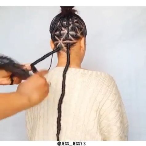 Gorgeous faux locs @jess_jessy.s Protective Hairstyle, Type 4 Hair, Small Braids, Hair Braid Videos, Healthy Natural Hair, Natural Hair Community, Natural Beauty Tips, Dreadlock Hairstyles, Faux Locs