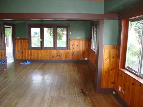 Knotty pine in a craftsman home? (floor, fireplace, color, plank) - House -remodeling, decorating, construction, energy use, kitchen, bathroom, bedroom, building, rooms - City-Data Forum Knotty Pine Rooms Color Schemes, Rustic Wainscoting Ideas Living Room, Honey Oak Wainscoting, Knotty Pine Wainscoting, Knotty Pine Walls Makeover, Pine Wainscoting, Knotty Pine Rooms, Cabin Furnishings, Floor Fireplace