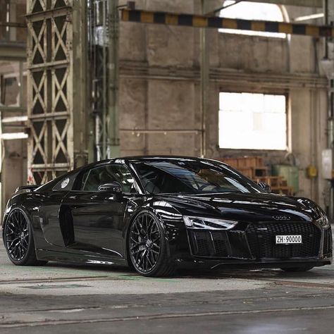 Audi R8 Black, Suv Audi, Cars For Girls, Allroad Audi, Suv Luxury, Audi R8 Spyder, Audi A, Cars Suv, Black Audi