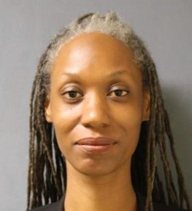 Teacher Arrested For Giving 15-Year-Old Student A Birthday Lap Dance Texas Teacher, Bad Teacher, Student Birthdays, 15 Birthday, United States Constitution, Female Teacher, Hair Dress, Music Station, Middle Schoolers