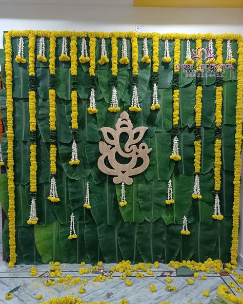 Treditional backdrop @Shree__Decorator9642224411,31,09 Puja Backdrop Decor, Upanayanam Decoration, Stage Decoration Photos, Cradle Decoration, Janmashtami Photos, Haldi Ceremony Decorations, Puja Decoration, Haldi Decoration Ideas, Haldi Decoration