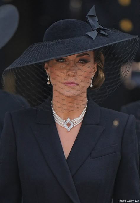 Madam Pompadour, Kate Middleton Stil, Kate Middleton Hats, Duchesse Kate, Düşes Kate, Herzogin Von Cambridge, Princesse Kate Middleton, Prins William, Princess Katherine