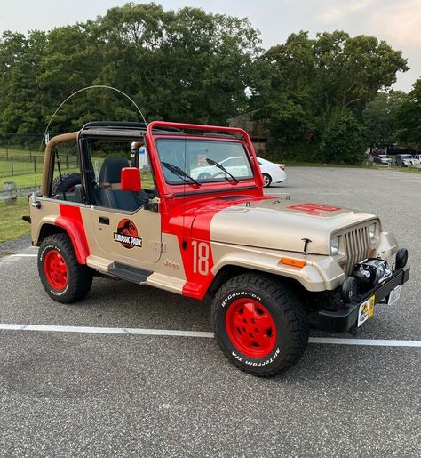 Every kid at heart loves a good dinosaur movie! From 1993, this Jeep Wrangler is a sweet tribute to the guest services vehicle in Jurassic Park. #Jeep, #Wrangler Jeep For Kids, Jurassic Park Tattoo, Jurassic Park Car, Power Wheels Jeep, Kids Power Wheels, 1993 Jeep Wrangler, Jurassic Park Jeep, Kids Jeep, Dinosaur Wedding