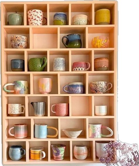 Coffee mug display