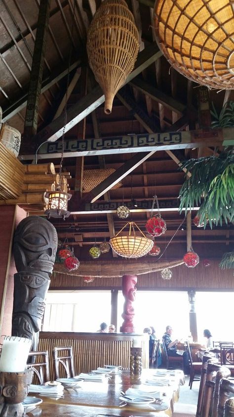 TRADER VIC'S, Emeryville - Restaurant Reviews, Photos & Phone Number - Tripadvisor Trader Vics Restaurant, Pu Pu Platter, Emeryville California, Chicken Melts, Smoked Ribs, Hotel Staff, Wood Fired Oven, How To Make Drinks, Sea Bass