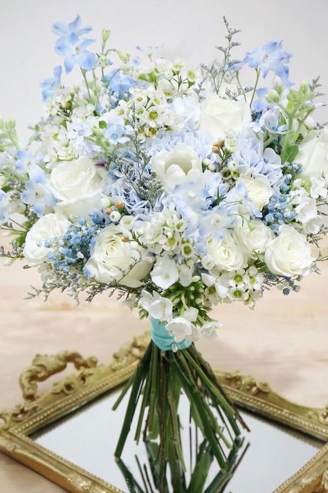 Unique Silk Wedding Bouquets ❤ See more: http://www.weddingforward.com/silk-wedding-bouquets/ #weddingforward #bride #bridal #wedding Blue Hydrangea Wedding, Hydrangea Bouquet Wedding, Unique Wedding Bouquet, Spring Wedding Bouquets, Summer Wedding Bouquets, Blue Wedding Bouquet, Silk Wedding Bouquets, Light Blue Wedding, Hydrangeas Wedding