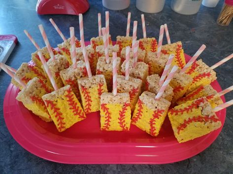 Softball Theme Desserts, Softball Rice Krispie Treats, Softball Themed Birthday Party Food, Softball Potluck Ideas, Softball Bake Sale Ideas, Softball Team Christmas Party Ideas, Softball Birthday Party Ideas Food, Softball Charcuterie Board, Softball Dessert Ideas