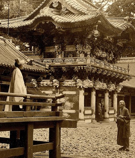 Japan 1904 | by dw*c Japanese Pics, Historical Japan, Japanese Traditional Architecture, Ancient Japan, Japan Shopping, Japan Landscape, Japan Photography, Korean History, Japan History