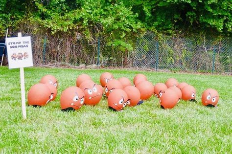 Super Mario Galaxy Birthday Party, Outdoor Super Mario Birthday Party, Mario Outdoor Party, Mario Themed Birthday Cupcakes, Mario Party Peach Birthday Cake, Cheap Mario Party Ideas, Super Mario 1 Up Birthday, Mario Brothers Birthday Party Games, Mario Brothers Theme Party