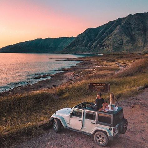 Hawaii Couple, Couple Sunset, Vacation Adventures, Auto Jeep, Hors Route, Italy Hotels, Sorrento Italy, Dream Cars Jeep, Jeep Life