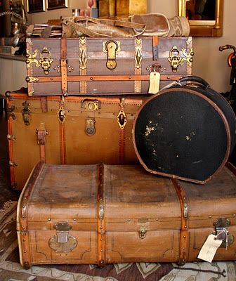 The New Victorian Ruralist Moon Cafe, Old Luggage, Old Trunks, Antique Trunk, Old Suitcases, Trunks And Chests, Vintage Suitcases, Vintage Trunks, Steamer Trunk