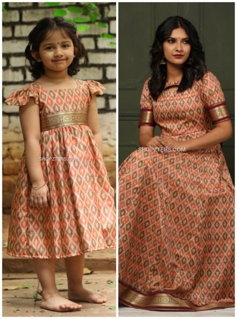 Mother Daughter Dresses Matching Gown, Frock Designs For Kids, Mom Daughter Kurti Designs, Daughter Mother Dress Indian, Mom Daughter Combo Dress, Colour Coordinated Outfits, Mom And Daughter Dresses Indian, Mom Daughter Matching Dresses Traditional, Mom Daughter Matching Dresses Indian