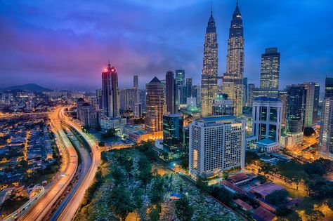 https://flic.kr/p/M3hpXu | Kuala Lumpur | This was the view from the rooftop of my hotel during my brief stay in KL and I took photos from here at various times of the day. First thing in the morning was my favourite, just before the sun came up and the city awoke. Malaysia City View, Times Of The Day, Dubai Holidays, Bali Holidays, Condo Design, Cruise Holidays, Luxury Safari, Night Couple, First Thing In The Morning