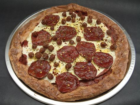 Pizza  toilet paper foods Toilet Paper Sculptures Food, Toilet Paper Food Sculpture, Paper Mache Food, Toilet Paper Art, Food Sculpture, Jr Art, Fake Food, Pepperoni Pizza, Paper Sculpture