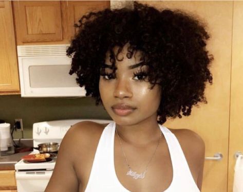 Small Afros For Black Women, 4c Small Fro, Short 4b Afro, 4b Hair Bangs, Short Curly Haircuts For Black Women, Cottagecore Outfits Black Women, Small Afro Hairstyles Natural, Short 4a Curly Hair, Short 4a Hair