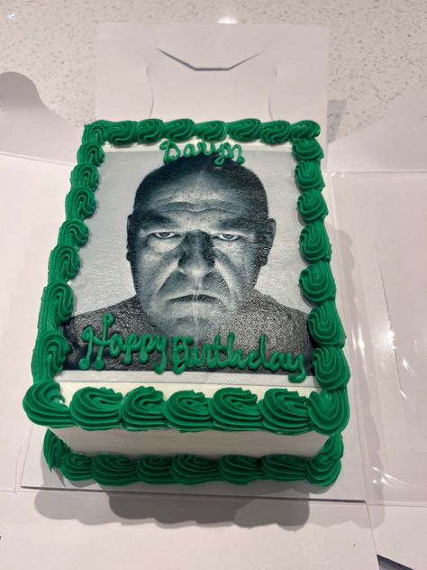 Breaking Bad Cooking, Mista White, Breaking Bad Cake, Iconic Cakes, Breaking Bad Birthday, Bad Cake, Breaking Bad Party, Goofy Cake, Baking Bad