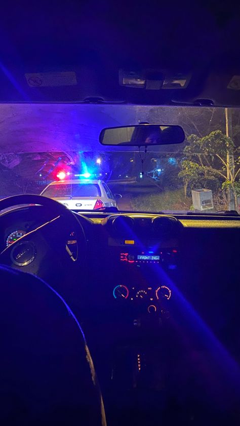 Police Behind Car Snap, Police Station Snapchat Story, Police Car Snapchat Story, Pulled Over By Cop Night, Police Snapchat Story, Police Fake Story, Police Station Snap, Police Lights Night, Police Car Lights