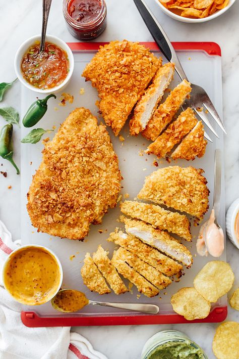 Potato Chip Crusted Chicken Breasts Recipe | foodiecrush.com Recipes With Potato Chips, Potato Chip Crusted Chicken, Chip Crusted Chicken, Potato Chip Chicken, Crusted Chicken Breast, Potato Chip Recipes, Weeknight Recipes, Healthy Chicken Dinner, Foodie Crush