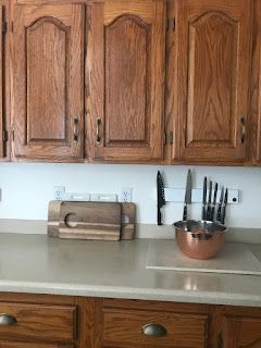 Paint And Glaze Kitchen Cabinets, Toning Oak Kitchen Cabinets, Counter Tops With Oak Cabinets Farmhouse, Kitchen Knobs And Pulls Oak Cabinets, Embrace Oak Cabinets, Keeping Oak Cabinets In Kitchen, Cottage Kitchen Oak Cabinets, Kitchen Table With Oak Cabinets, Refinishing Kitchen Cabinets Wood