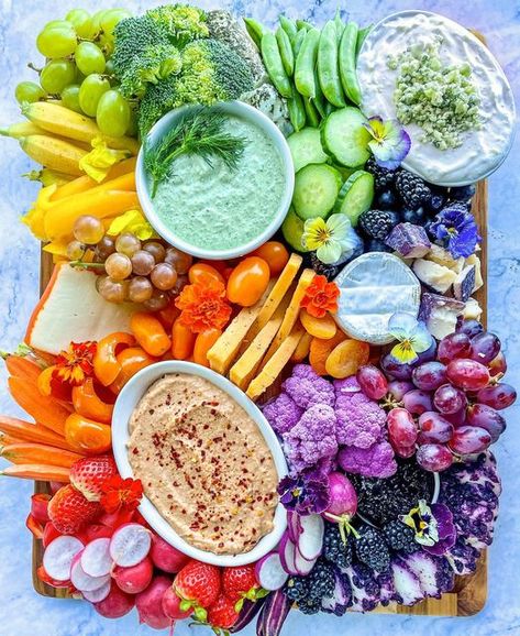 Rainbow Charcuterie, Happy Birthday Month, Rainbow Board, Rainbow Salad, Sunday Scaries, Charcuterie Inspiration, Happy Pride Month, Party Food Platters, Charcuterie And Cheese Board