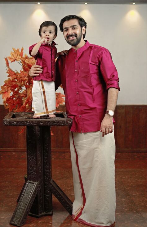 Father son Combo. Kerala Styling. Onam Kerala, Father Son Outfits, Son Outfits, Old Man Portrait, Caricature Wedding, Family Photoshoot Poses, Red Kurta, Kerala Saree, Indian Bride Outfits