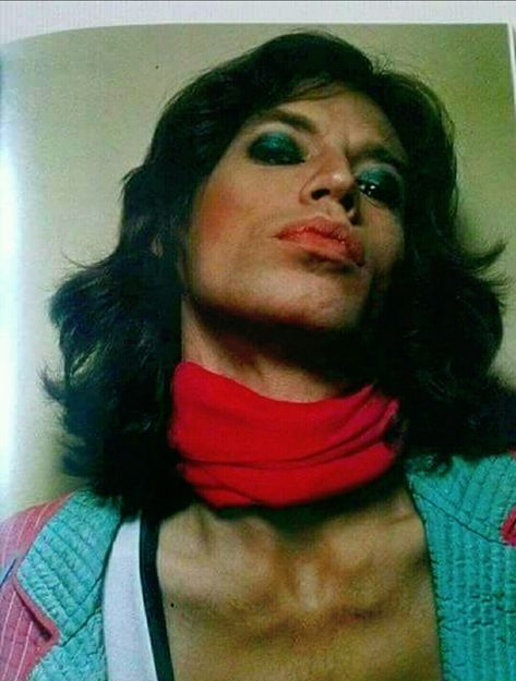 Mick Jagger Hair, Mick Jagger 70s, 70s Portrait, Mick Jagger Style, Glam Rock 70s, Glam Rock Makeup, Glam Rock Aesthetic, Makeup Reference, Rockstar Fashion