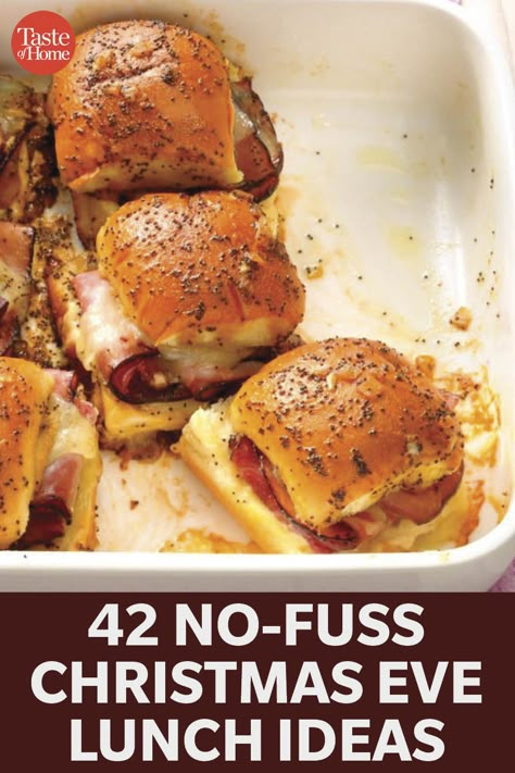 42 No-Fuss Christmas Eve Lunch Ideas to Serve Your Guests Christmas Eve Lunch Ideas, Easy Christmas Recipes Dinner, Christmas Eve Lunch, Christmas Recipes Dinner, Christmas Lunch Recipes, Christmas Eve Appetizers, Recipes Dinner Party, Easy Christmas Recipes, Christmas Sandwiches