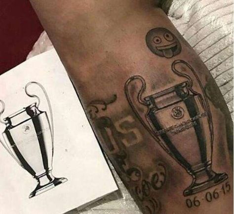 Ynwa Tattoo, League Tattoo, Real Madrid Tattoo, Champion Tattoo, Stay Strong Tattoo, Tato 3d, Liverpool Tattoo, Puzzle Piece Tattoo, Madrid Tattoo