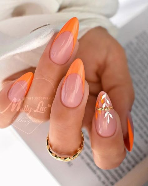 August Nails, French Nail Designs, Fall Acrylic Nails, Thanksgiving Nails, White Nail, Nail Forms, Fall Nail Art, Summer Nails Colors, Orange Nails