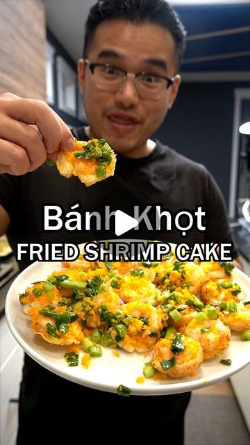 Quang Tran on Instagram: "Nobody talks about BANH KHOT! #Vietnam #Yegfood #yycfood #fyp" Bahn Khot Recipe, Banh Knot, Banh Khot Recipe, Banh Khot, Vietnamese Dishes, Shrimp Cakes, Vietnamese Food, Fried Shrimp, Vietnamese Recipes