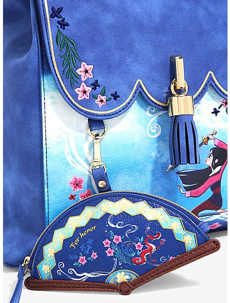 Traditional Chinese Fan, Diy Minatures, Danielle Nicole Disney, Favorite Disney Princess, Princess Star, Disney Mulan, Suede Backpack, Chinese Fan, Surrounded By Flowers