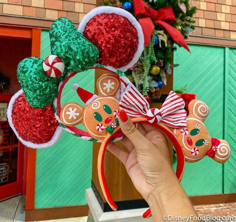 Disney World Christmas Outfit, Christmas Disney Outfits, Disney Christmas Outfits, Disney Springs Restaurants, Diy Mickey Ears, Disneyland Christmas, Disney World Christmas, Disney World Restaurants, Winnie The Pooh Christmas