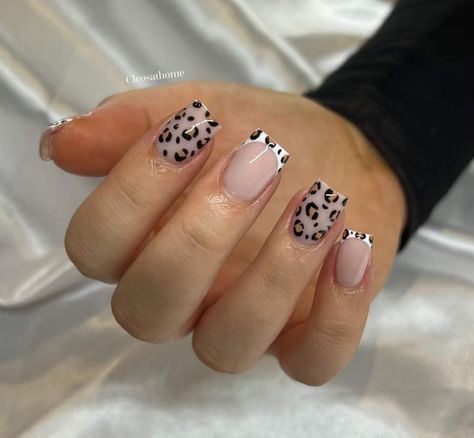 Nail Short Square Design, Short Acrylic Nails Leopard Print, Cheetah Accent Nails, Leopard Nails Short, Nail Designs Natural Nails, Leopard Print Nail Designs, Square Nail Ideas, Rodeo Nails, Cheetah Print Nails