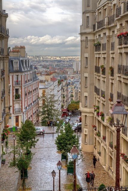 Magic Places, Montmartre Paris, City Of Lights, I Love Paris, City Of Love, Love Paris, City Street, France Paris, Places And Spaces