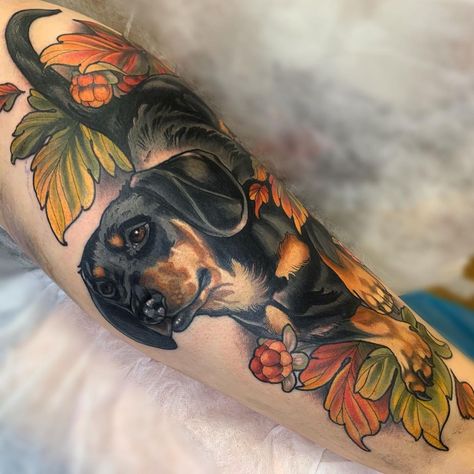 Dachshund Reference, Delilah Tattoo, Daschund Tattoo, Tattoo Pet, Berg Tattoo, Dog Portrait Tattoo, Dachshund Tattoo, Tattoo Board, Tattoo Zeichnungen