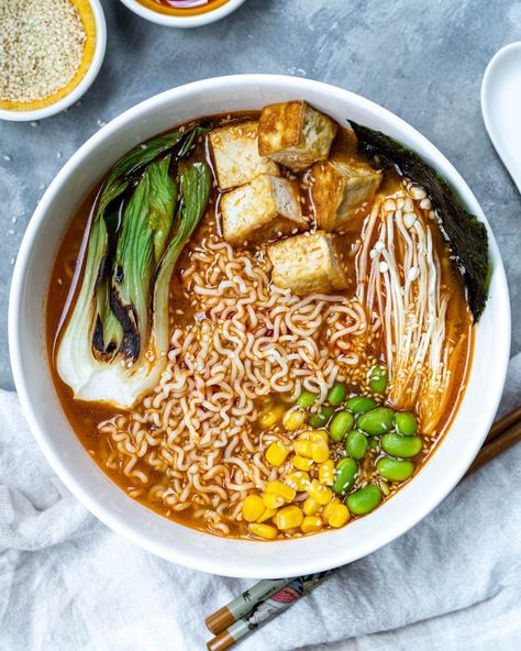 Tahini Ramen, Miso Tahini, Homemade Peanut Sauce, Peanut Curry, Miso Ramen, Vegan Ramen, Vegan Fish, Ramen Recipes, Baked Tofu