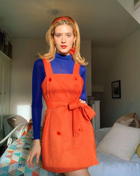 🍒Maddie Close🍒 on Instagram: “Oops I made a new dress✨🕺🧡 Finished sewing this orange beauty of a dress🍊 I made it using a pattern I created & some snazzy orange denim…” Orange 60s Outfit, Orange 90s Outfit, Blue And Orange Outfit Aesthetic, Orange Vintage Outfit, Orange Themed Outfit, Blue And Orange Outfit Ideas, Orange Outfits Aesthetic, Orange Aesthetic Outfits, Orange Outfit Aesthetic