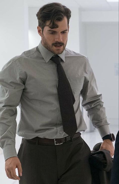 pinterest: hezzprice Henry Cavill Eyes, Christopher Mcquarrie, Mission Impossible Fallout, Love Henry, Mission Impossible, Henry Cavill, Hollywood Actor, Celebrities Male, Fallout