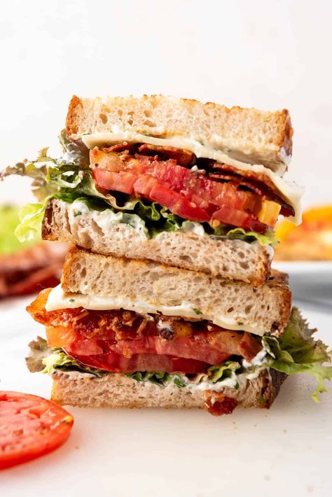 How to Make the Best BLT Sandwich Best Blt Sandwich, Best Blt, Blt Sandwich Recipes, Christmas Main Dishes, Bacon In The Oven, Blt Sandwich, Sandwich Ingredients, Summer Meals, How To Make Sandwich